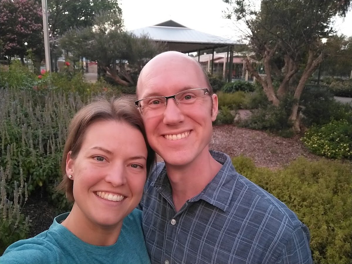 Dr. Jason Dixon, DC and his wife, Jenna Howard